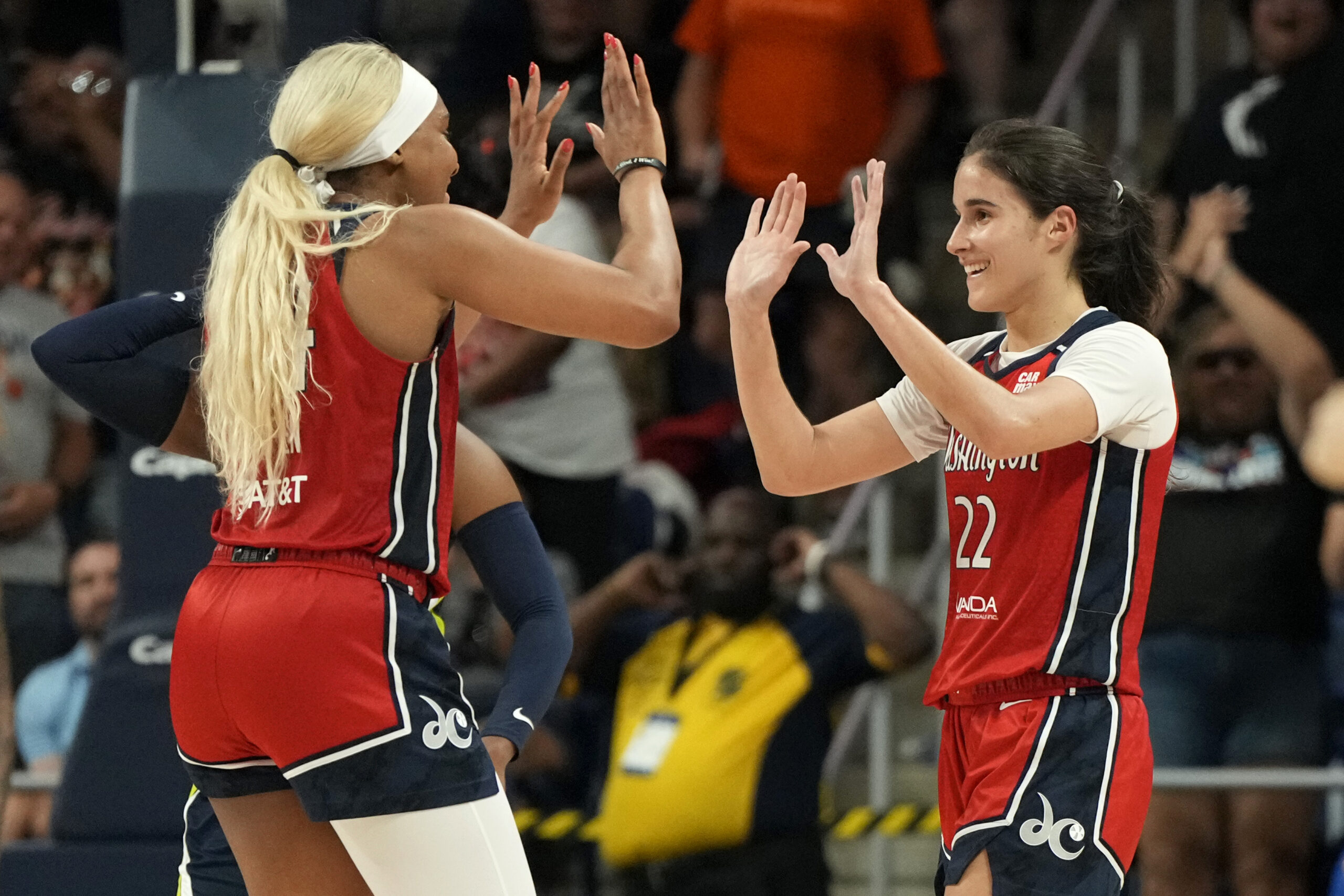Sonia Citron and Kiki Iriafen Named 2026 WNBA All-Star Reserves